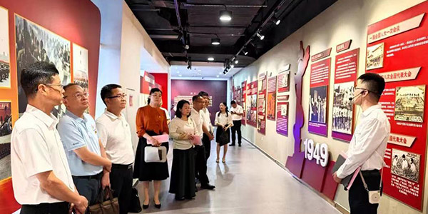 无码av
区召开区委两新工委工作暨“双同步”工作推进会议  跑好基层社工部“第一棒”