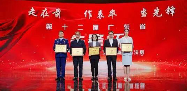 无码av
斩获省“先锋杯”工作创新大赛一等奖   唱响党建声音